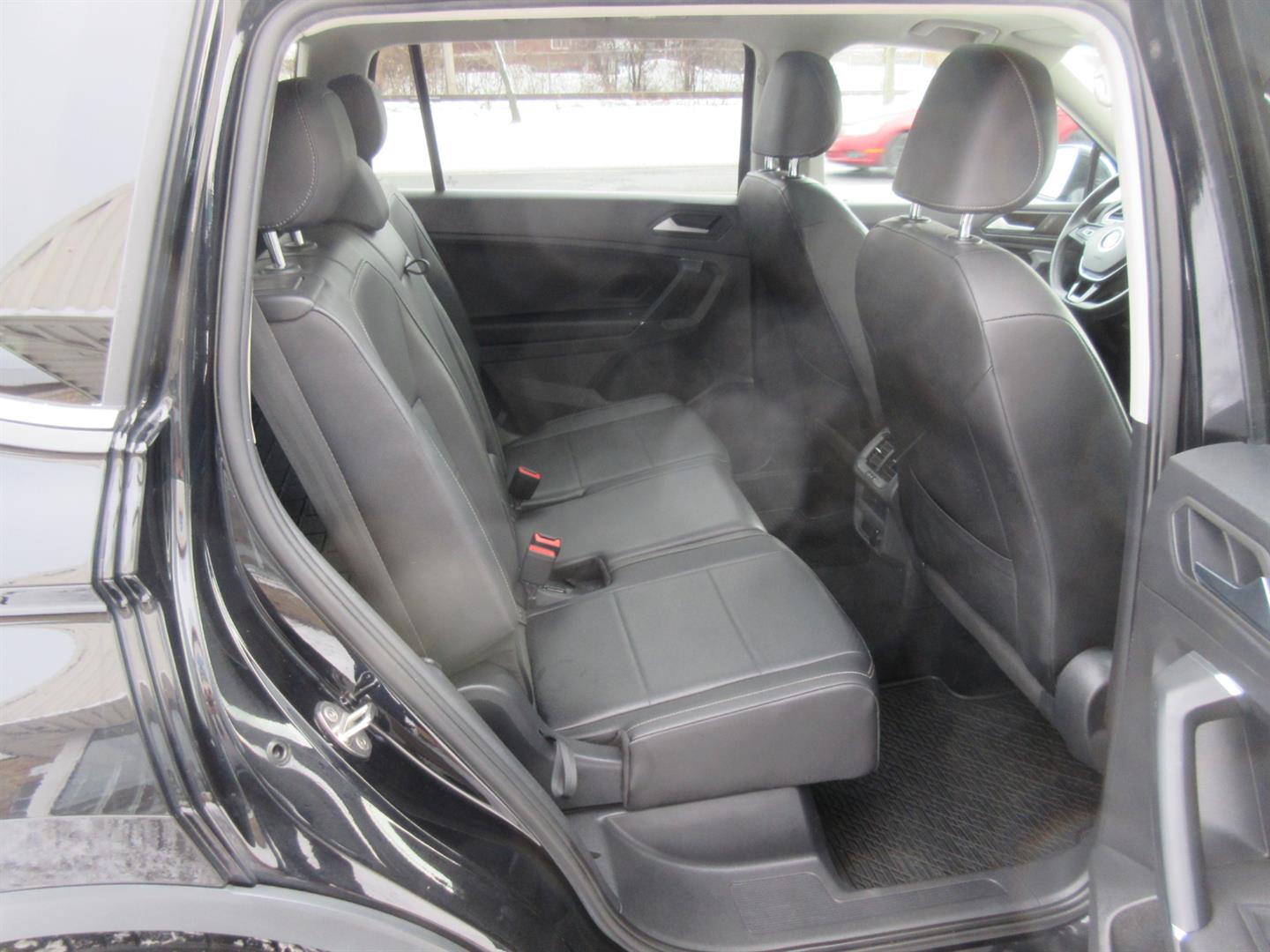 volkswagen Tiguan 2020 - 24