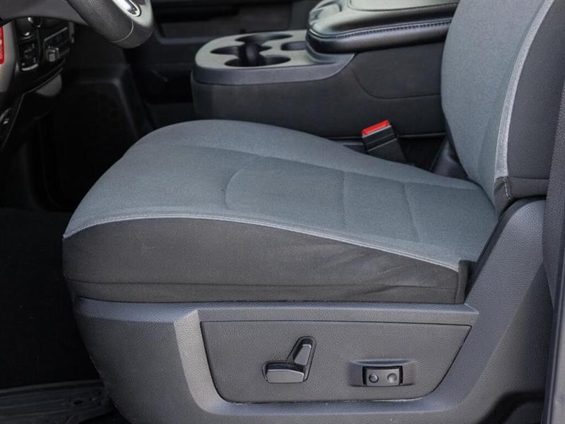 ram 1500 Classic 2023 - 18