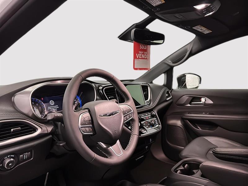 chrysler Pacifica 2026 - 7