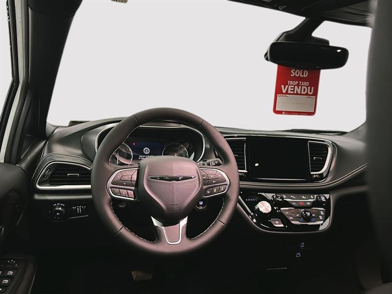 chrysler Pacifica 2026 - 19