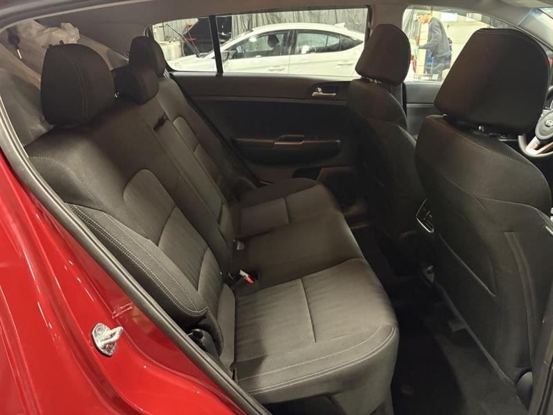 kia Sportage 2022 - 35
