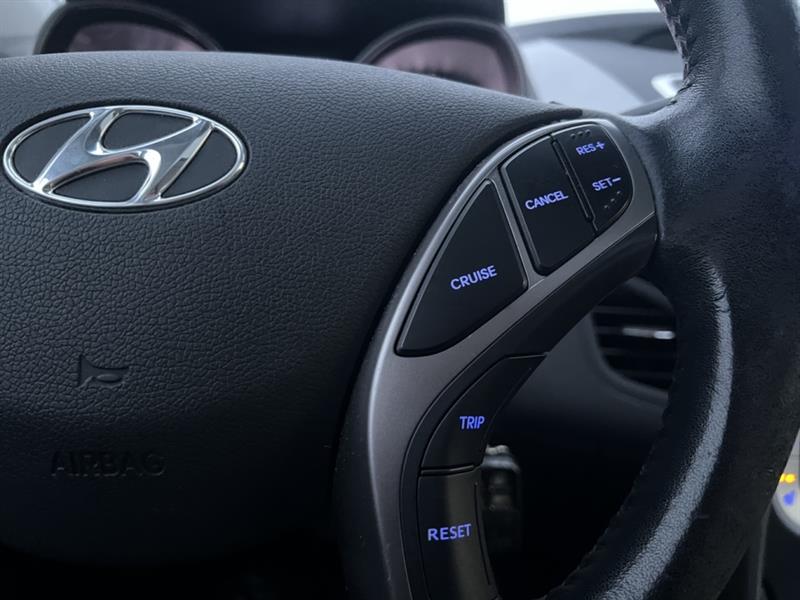 hyundai Elantra 2012 - 19
