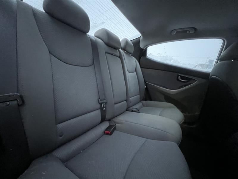 hyundai Elantra 2012 - 24