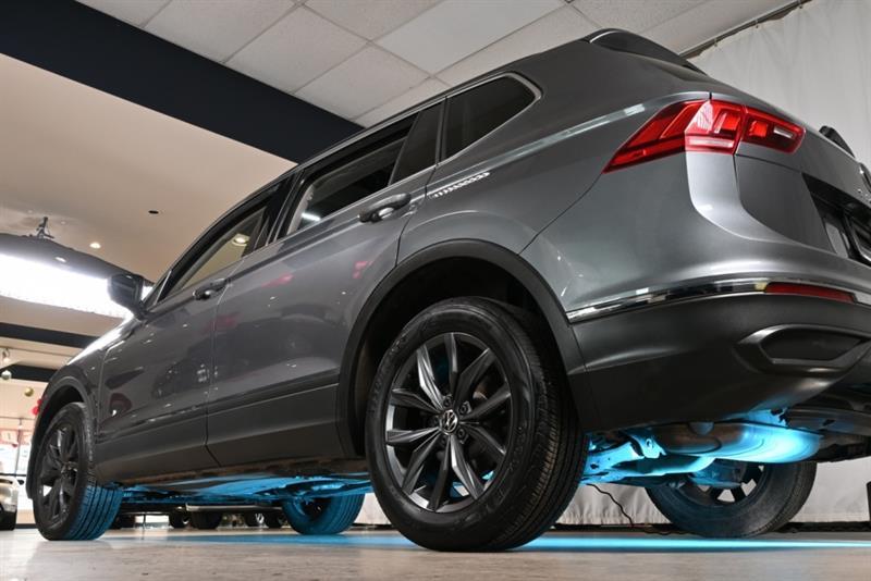 2022 Volkswagen Tiguan - Image 12