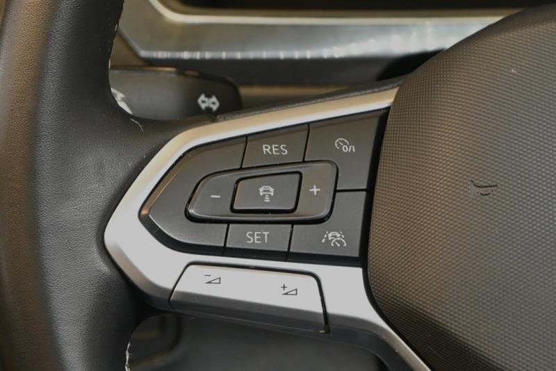 2022 Volkswagen Tiguan - Image 22