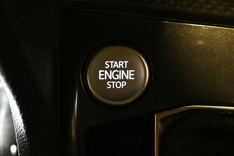 2022 Volkswagen Tiguan - Image 30