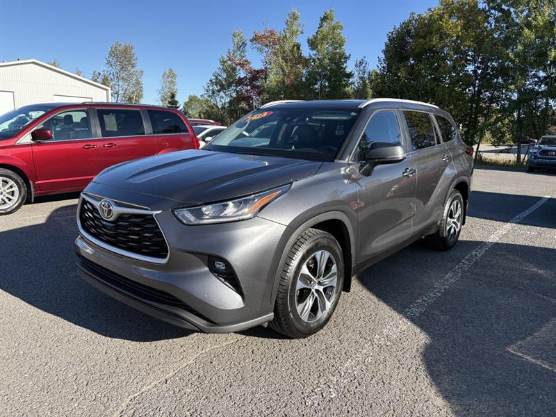 Toyota Highlander XLE AWD 2023