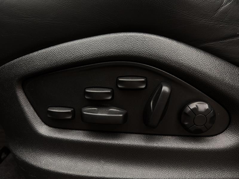 porsche Cayenne 2024 - 25