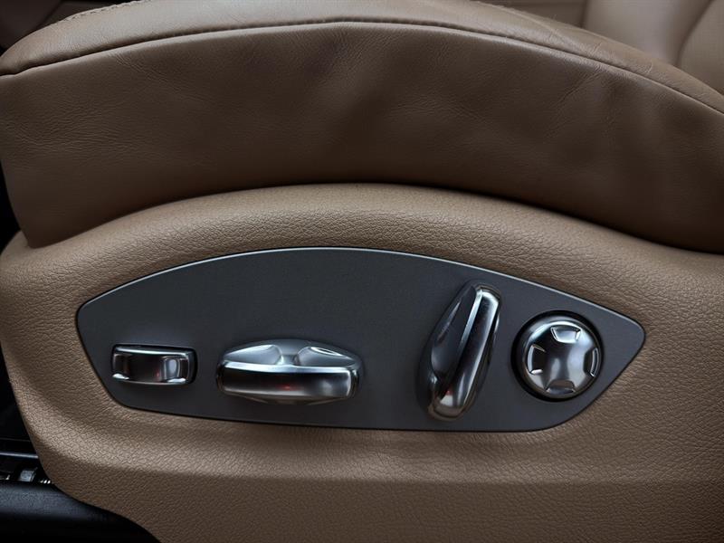 porsche Macan 2022 - 24