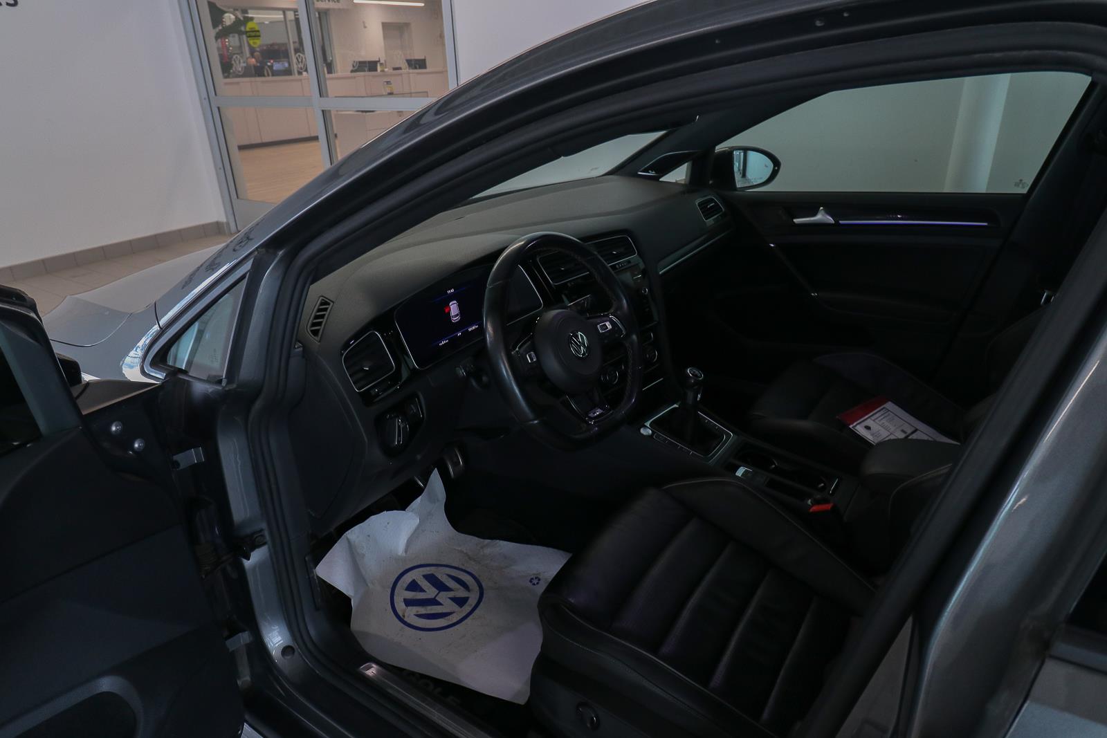 volkswagen Golf R 2018 - 8