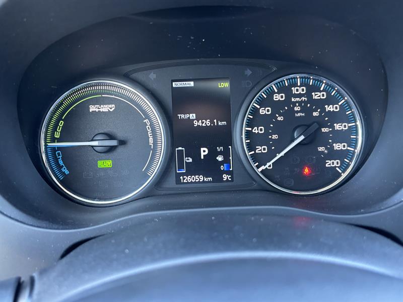mitsubishi Outlander rechargeable 2018 - 4