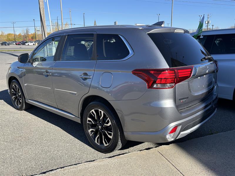 mitsubishi Outlander rechargeable 2018 - 14