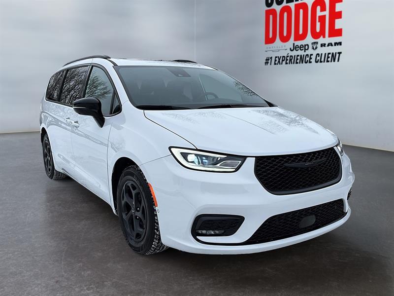 chrysler Pacifica Hybrid 2024 - 9