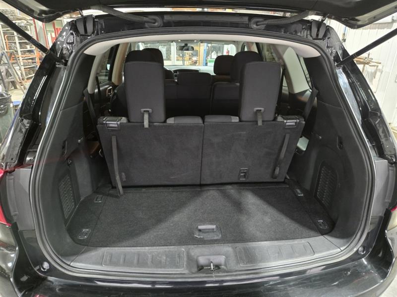 nissan Pathfinder 2018 - 20