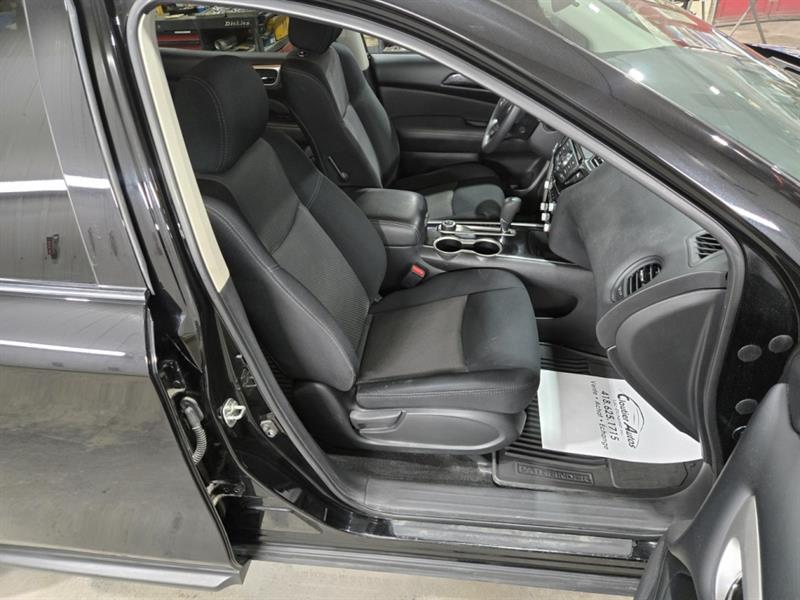 nissan Pathfinder 2018 - 23