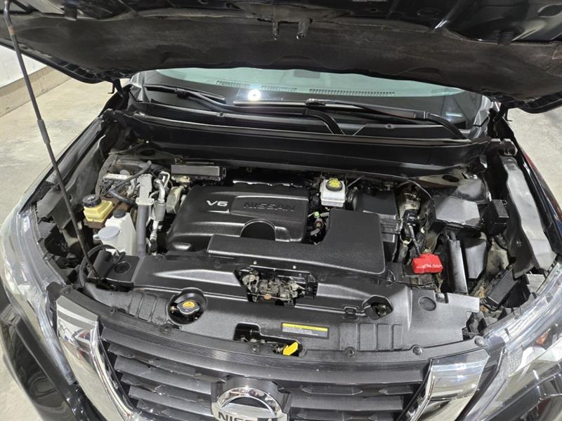 nissan Pathfinder 2018 - 24