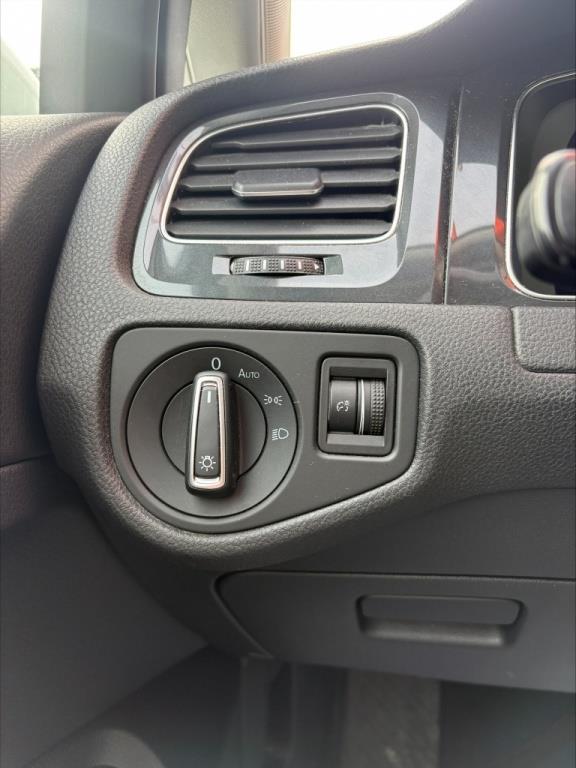 volkswagen e-Golf 2019 - 12