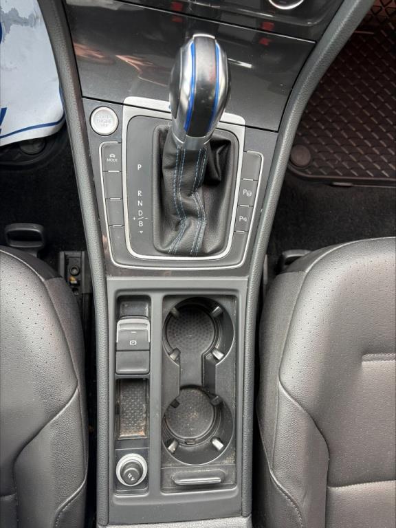 volkswagen e-Golf 2019 - 14