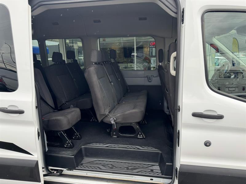 ford Transit Wagon 2019 - 11
