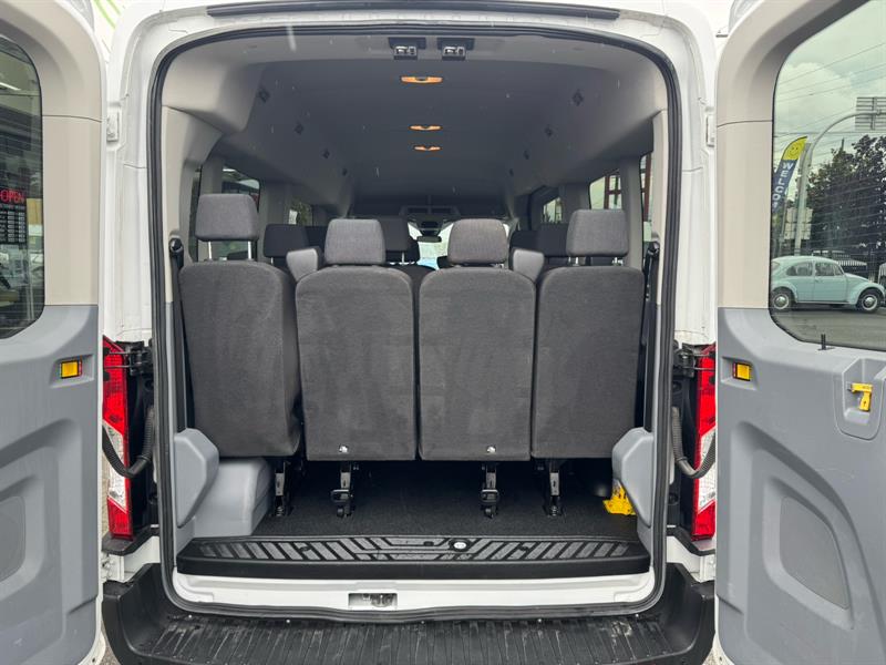 ford Transit Wagon 2019 - 13