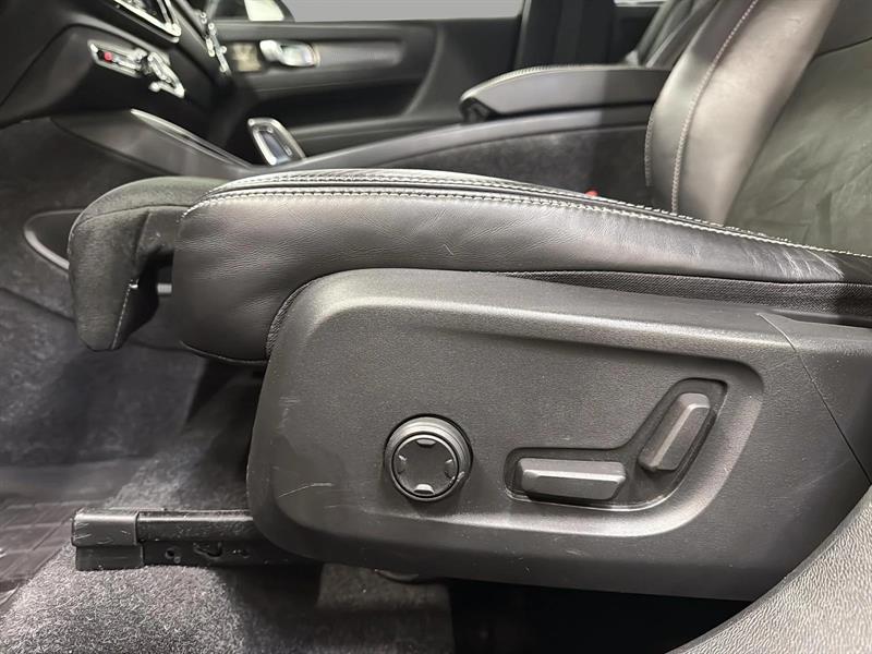 volvo XC40 2022 - 12
