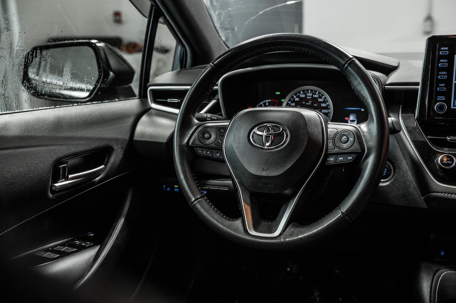toyota Corolla Hatchback 2020 - 35