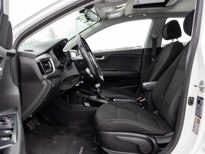 kia Rio 2018 - 12