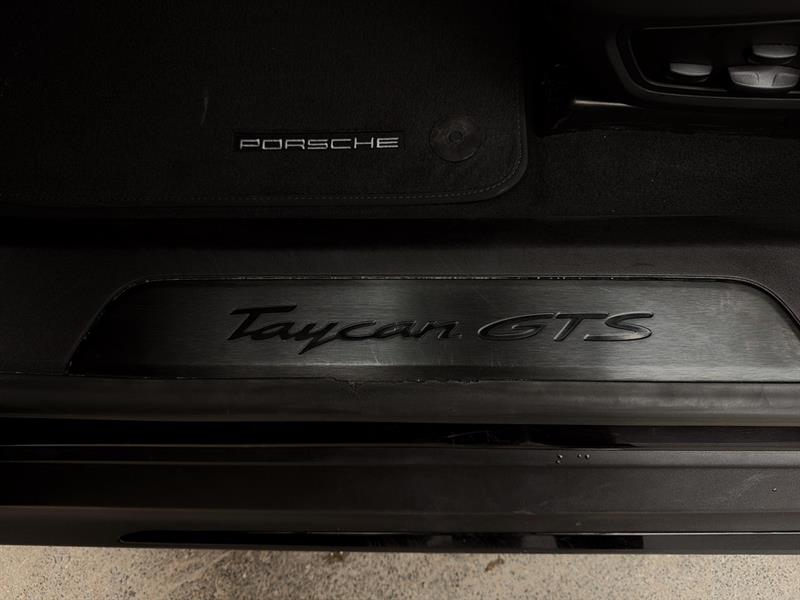 porsche Taycan 2022 - 31