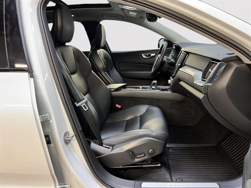volvo XC60 2024 - 8