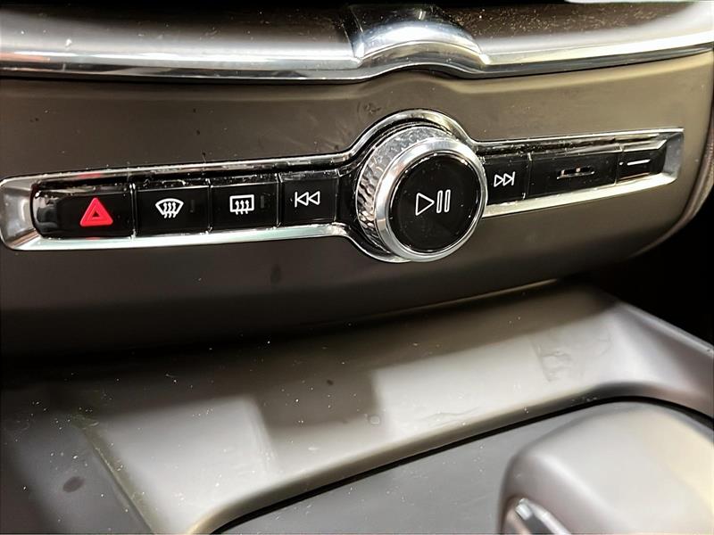 volvo XC60 2024 - 17