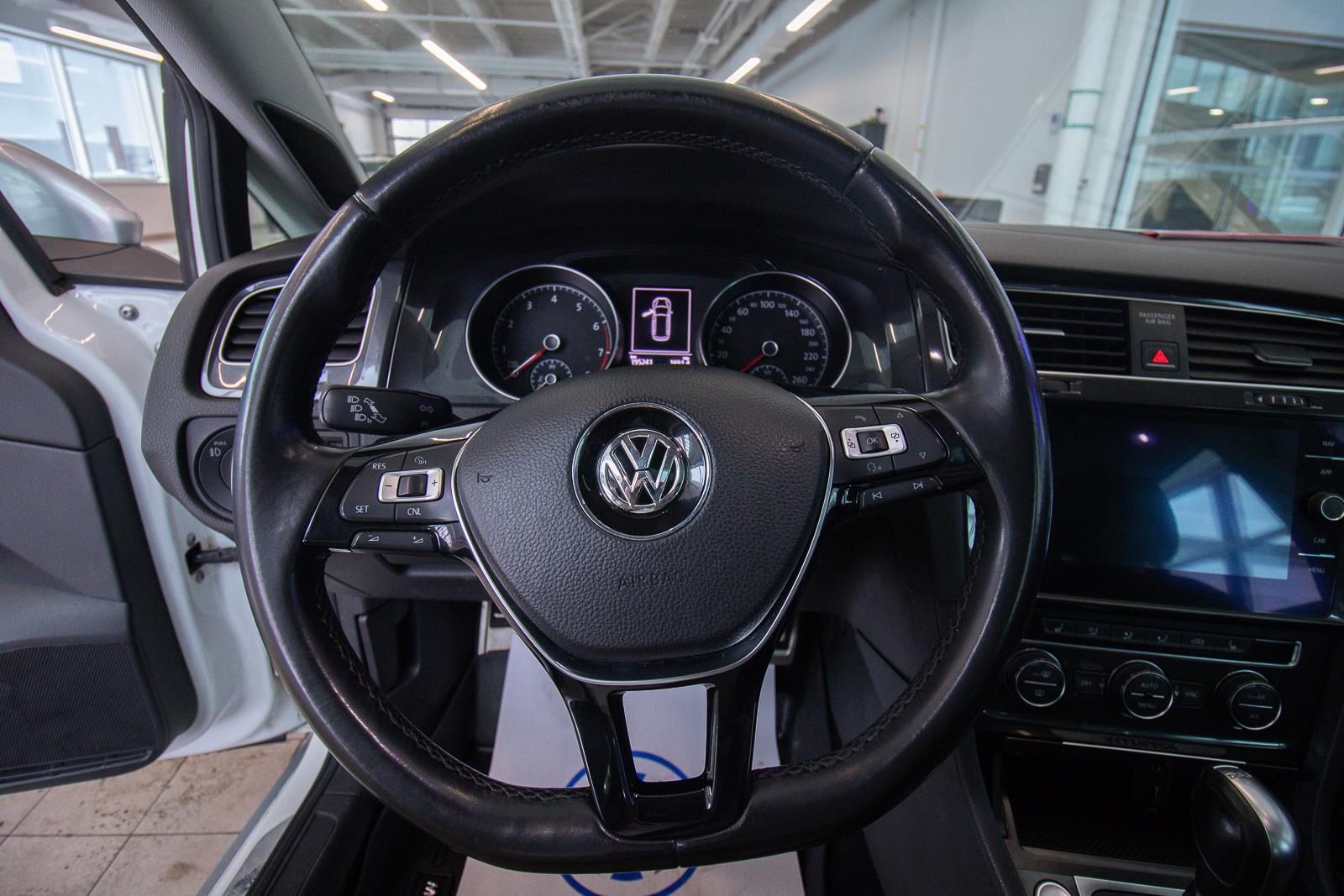 volkswagen Golf Alltrack 2018 - 11