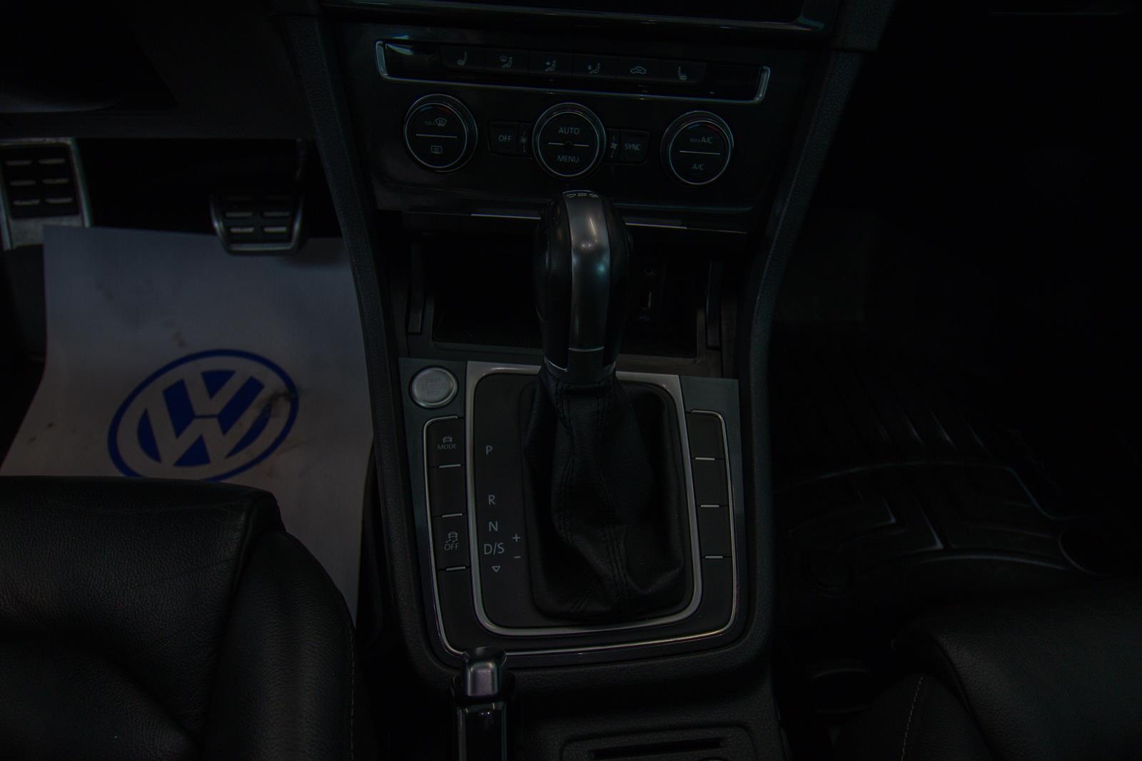 volkswagen Golf Alltrack 2018 - 13