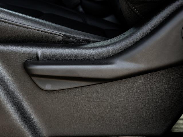 Chevrolet Silverado 3500HD 16