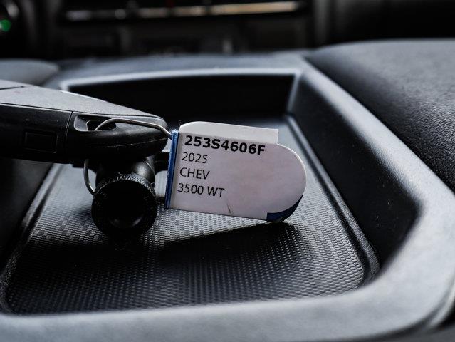 Chevrolet Silverado 3500HD 30