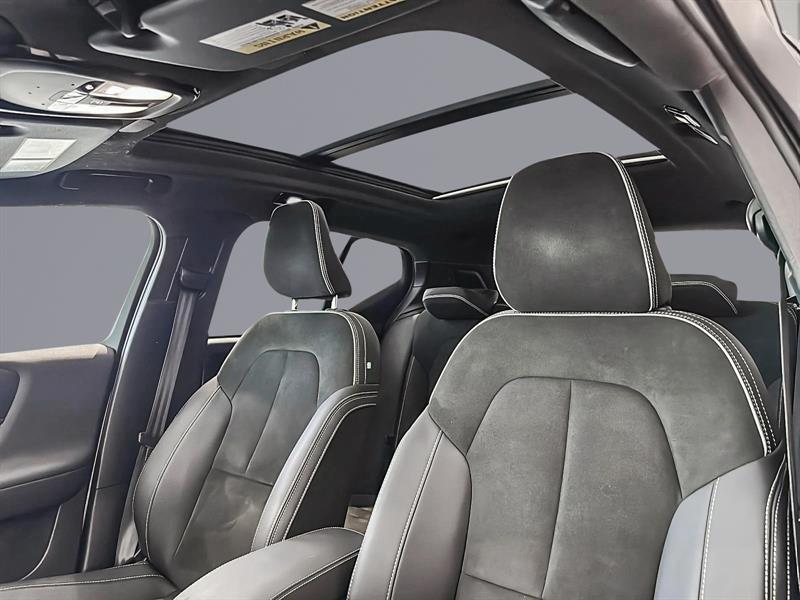 volvo Recharge XC40 tout électrique 2023 - 11