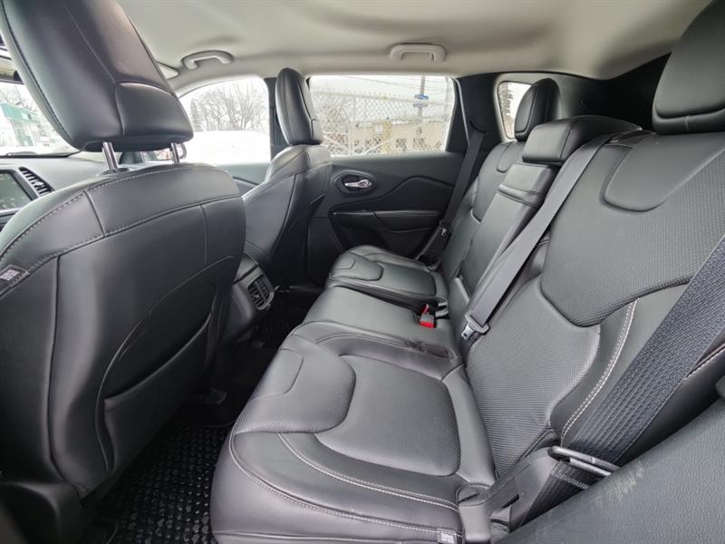 jeep Cherokee 2015 - 11