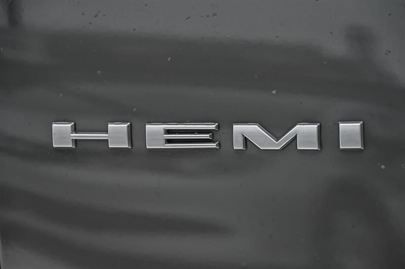 2025 Dodge Durango - Image 5