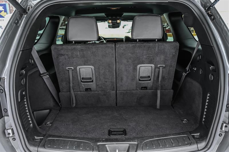 2025 Dodge Durango - Image 11
