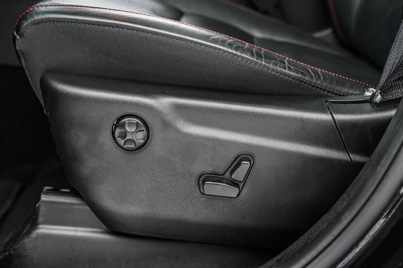 2025 Dodge Durango - Image 16