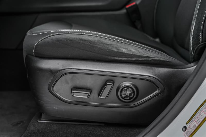 2023 Jeep Grand Cherokee - Image 14