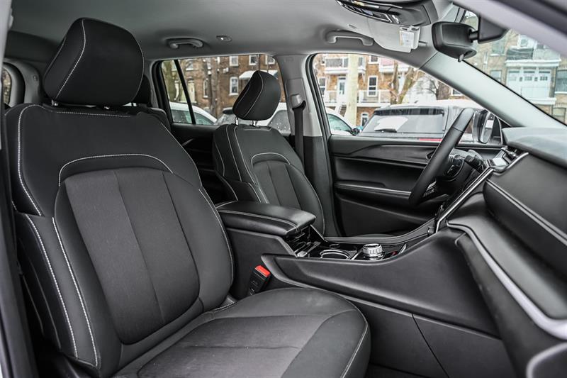 2023 Jeep Grand Cherokee - Image 27