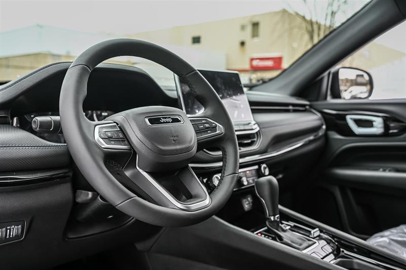 2026 Jeep Compass - Image 9