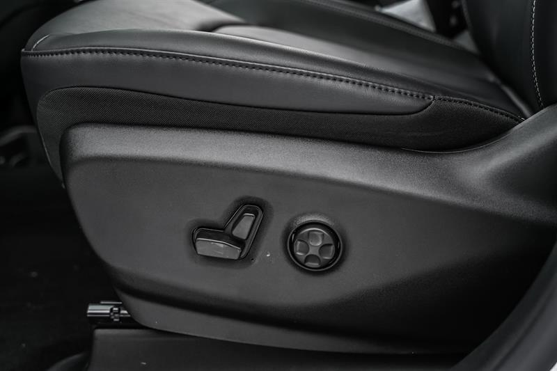 2026 Chrysler Grand Caravan - Image 13