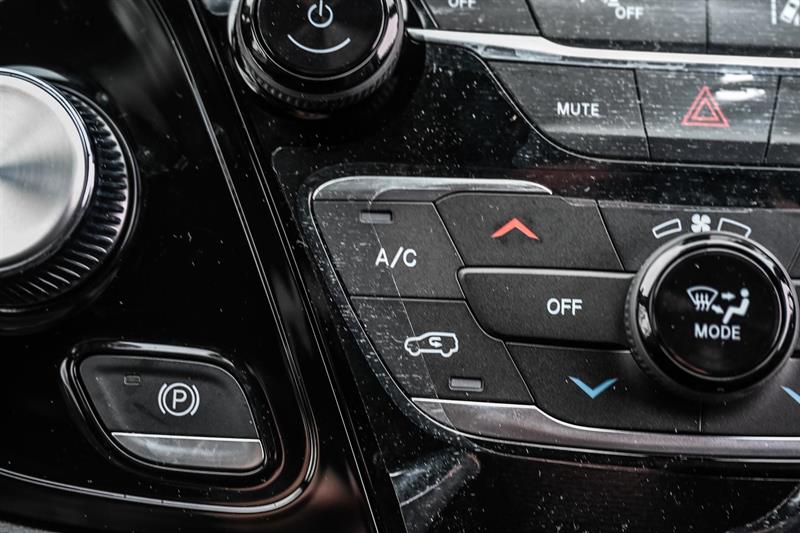 2026 Chrysler Grand Caravan - Image 16