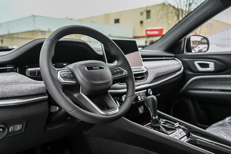 2026 Jeep Compass - Image 10