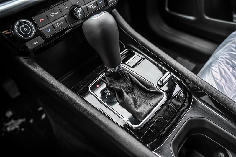 2026 Jeep Compass - Image 14