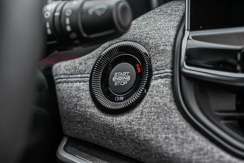 2026 Jeep Compass - Image 17