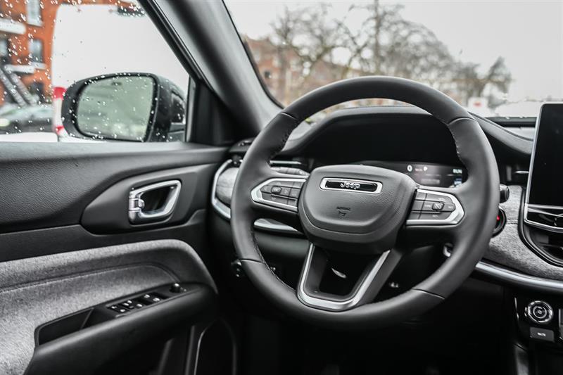 2026 Jeep Compass - Image 19