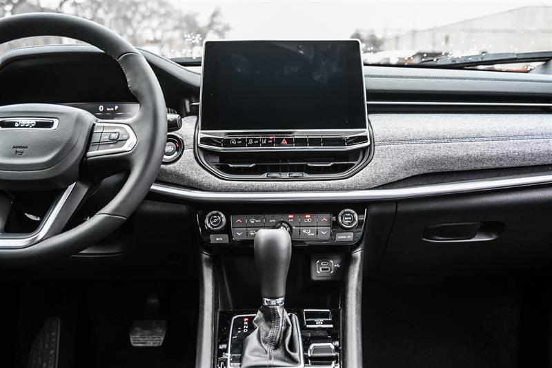 2026 Jeep Compass - Image 20