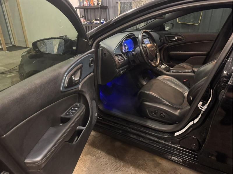 chrysler 200 2015 - 9